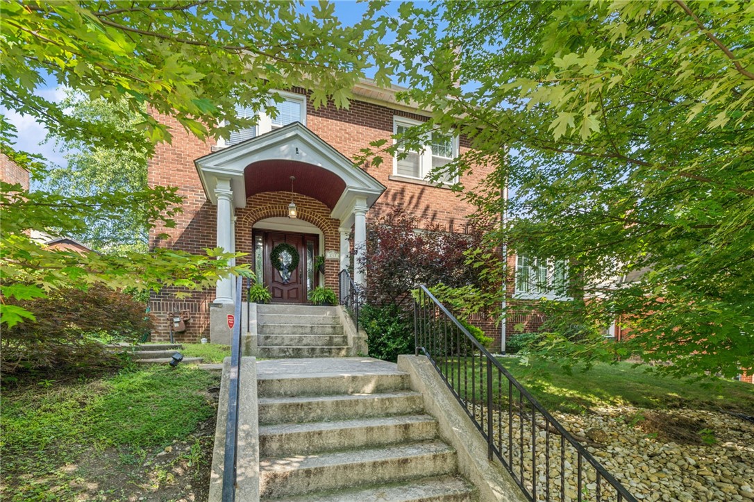217 UNDERWOOD AVENUE