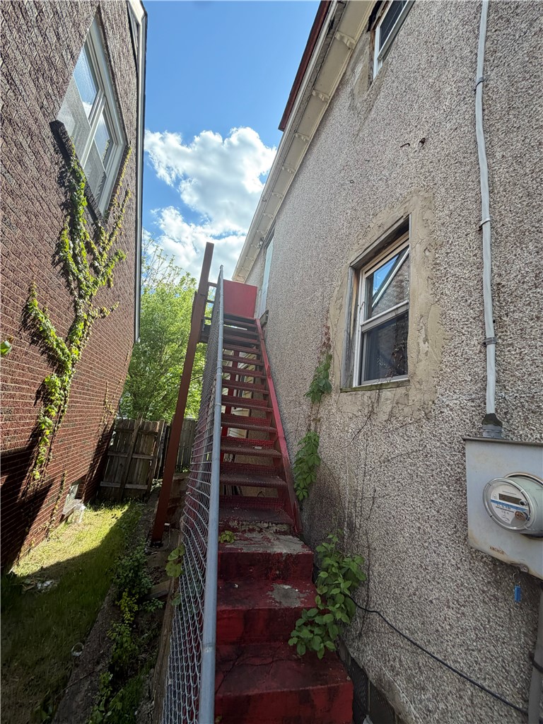 1007 -1005 Park St