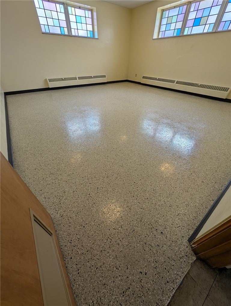 23 S Gallatin Ave, Uniontown, PA 15401