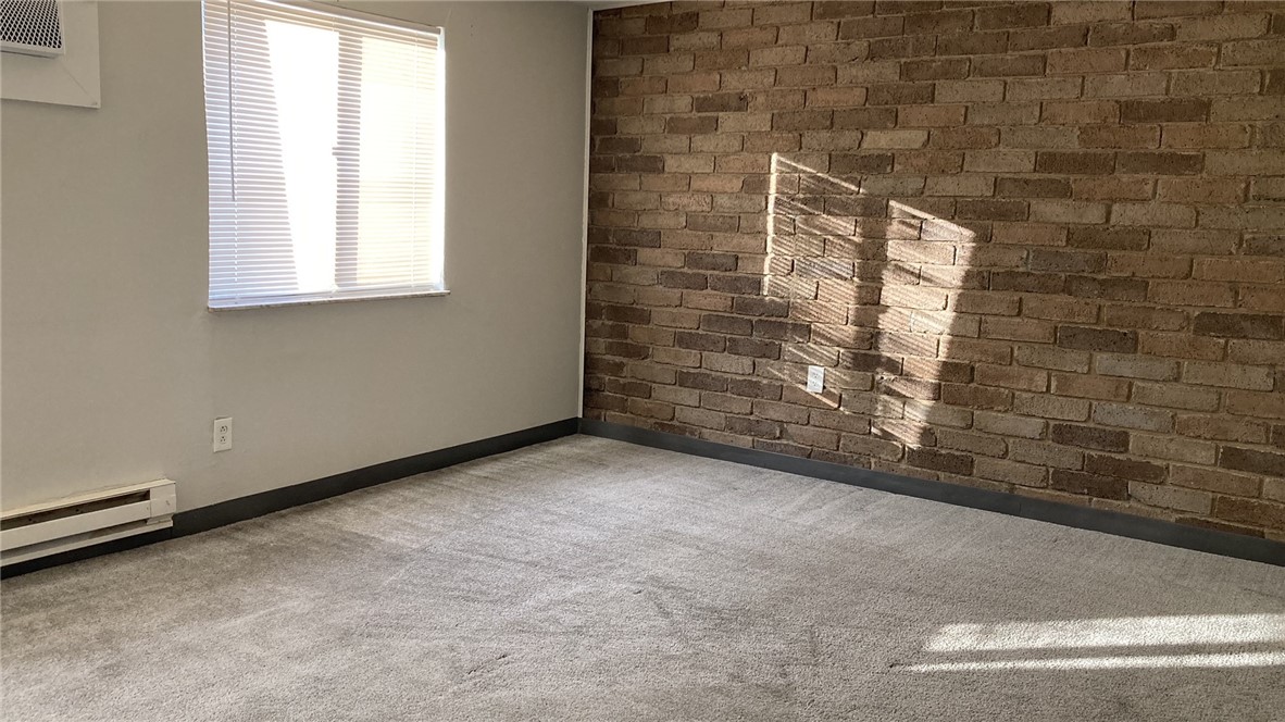 Plum Boro, Pennsylvania 15068, United States, 2 Bedrooms Bedrooms, ,1 BathroomBathrooms,Residential,Active,223201