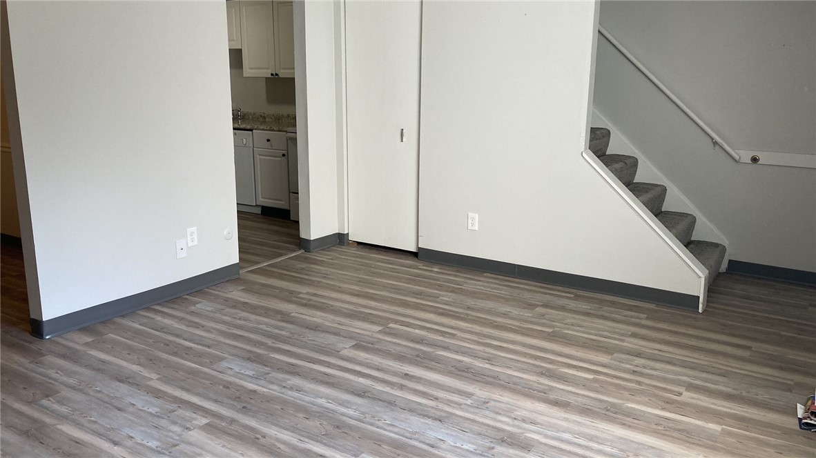 Plum Boro, Pennsylvania 15068, United States, 2 Bedrooms Bedrooms, ,1 BathroomBathrooms,Residential,Active,223201