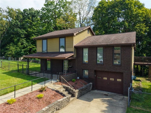 Homes For Sale - 158 Mary Ellen Dr Dr<br/> N Versailles, PA 15137