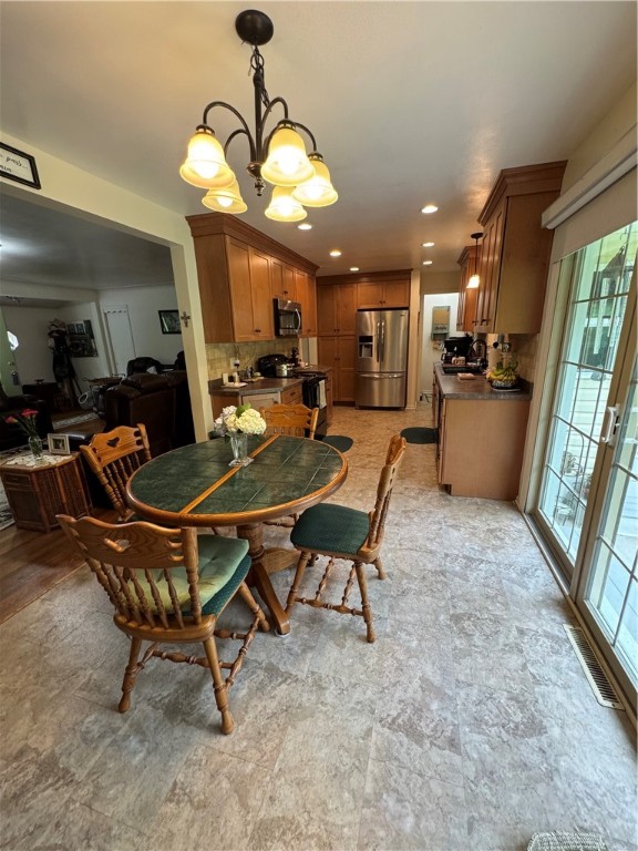 Pulaski Twp - Law, Pennsylvania 16143, United States, 3 Bedrooms Bedrooms, ,2 BathroomsBathrooms,Residential,Contingent,148941