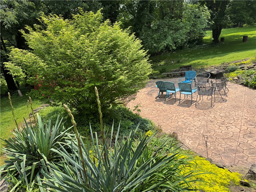 Pulaski Twp - Law, Pennsylvania 16143, United States, 3 Bedrooms Bedrooms, ,2 BathroomsBathrooms,Residential,Contingent,148941