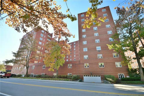 Homes For Sale - 4625 Fifth Ave #201<br/> Oakland, PA 15213