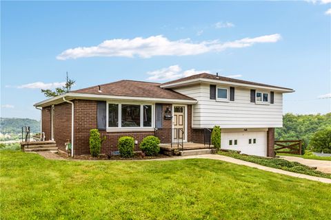 719 12TH STREET Pitcairn PA 15140