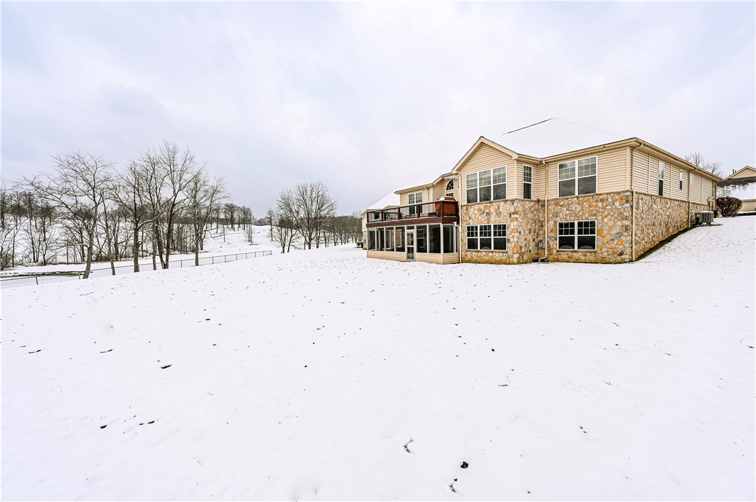 6028 Triple Crown Cir