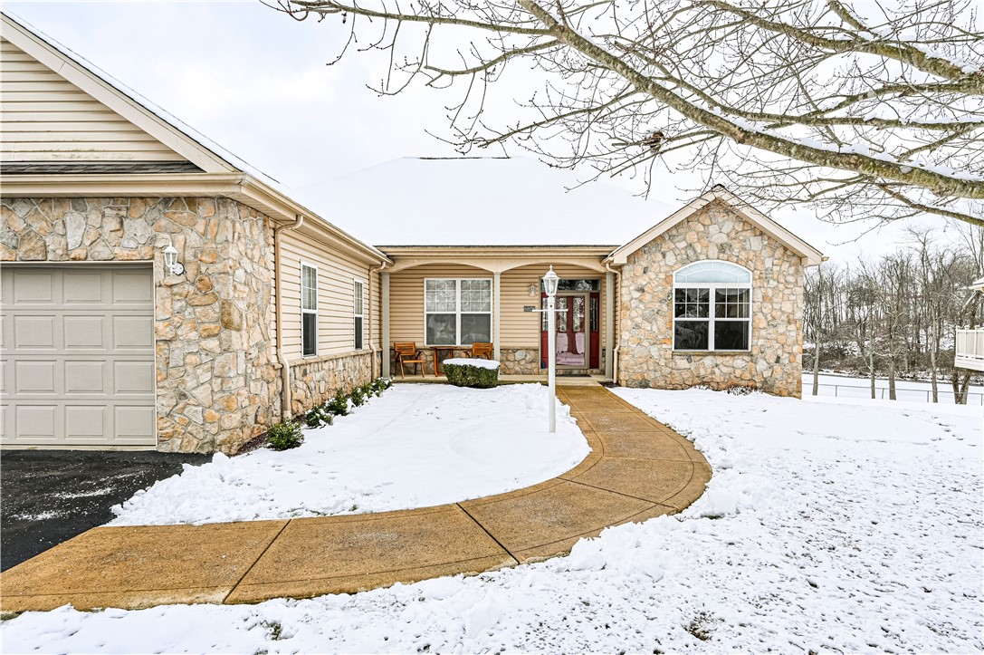 6028 Triple Crown Cir