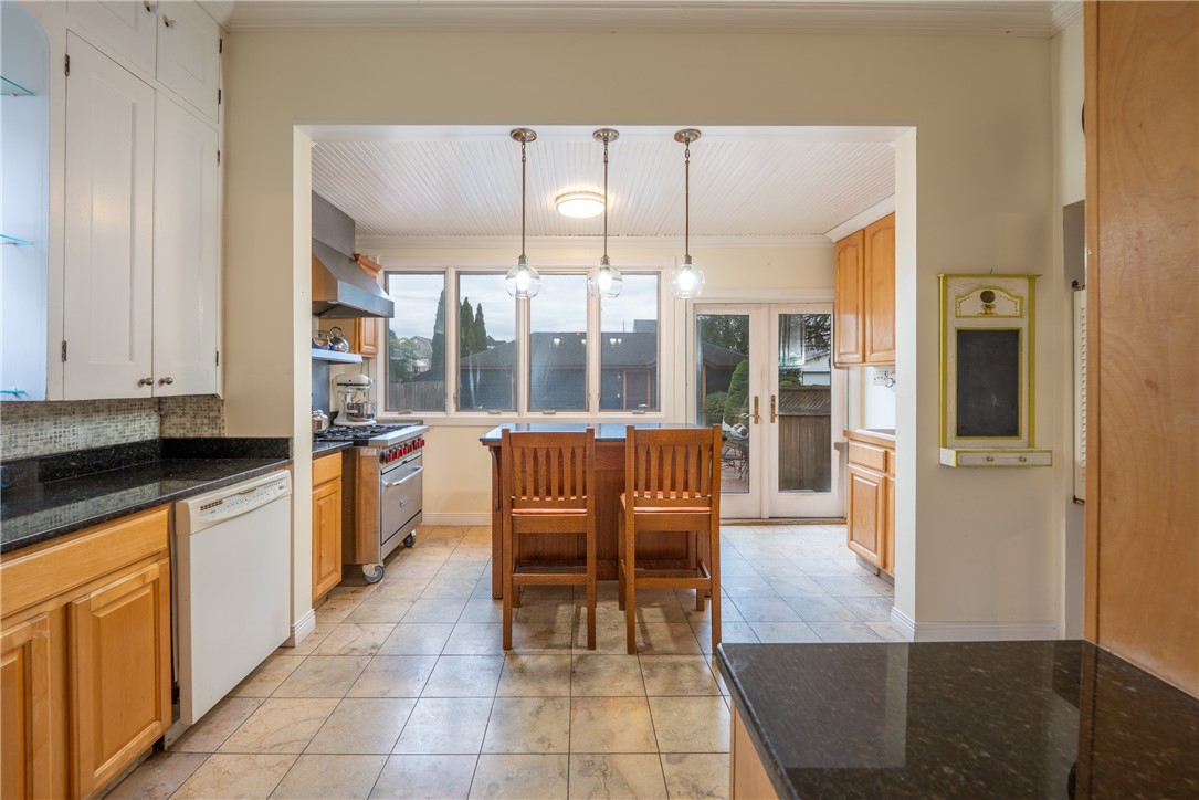 249 S Walnut Street