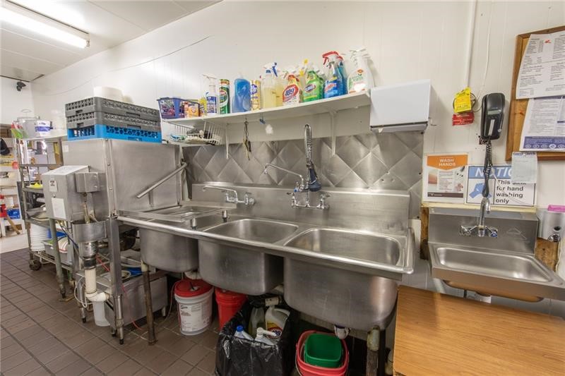 Vandergrift - Wml, Pennsylvania 15690, United States, ,Commercial,Active,769