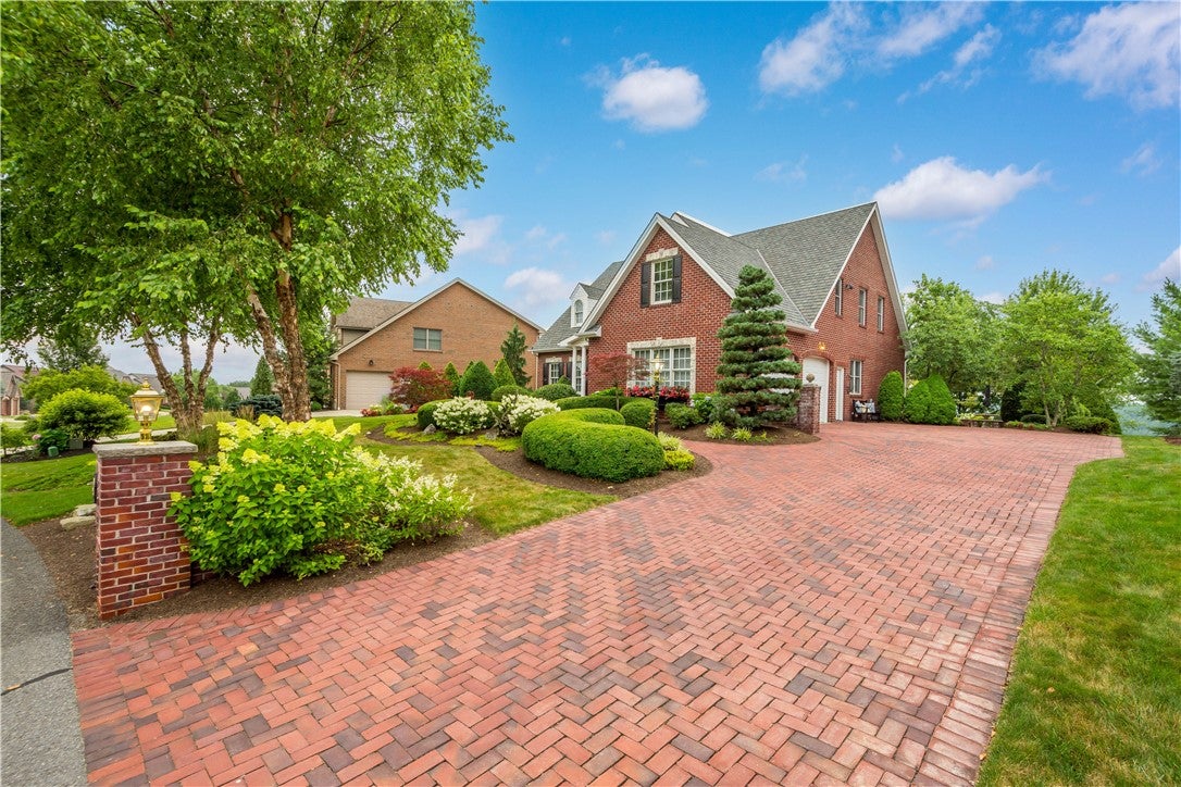 1005 Skyline Drive
