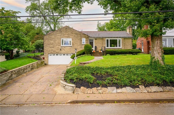 428 BOWER HILL RD, PITTSBURGH, PA 15228 - Image 4d1b2cd2a36f5fce0ecbe8158fbb986e/268800132
