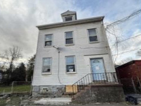 Homes For Sale - 1308 Jawett St St<br/> E Pittsburgh, PA 15212
