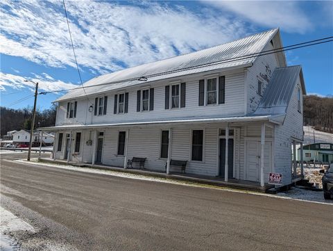 Homes For Sale - 176 Main St St<br/> Greene County, Graysville, PA 15337