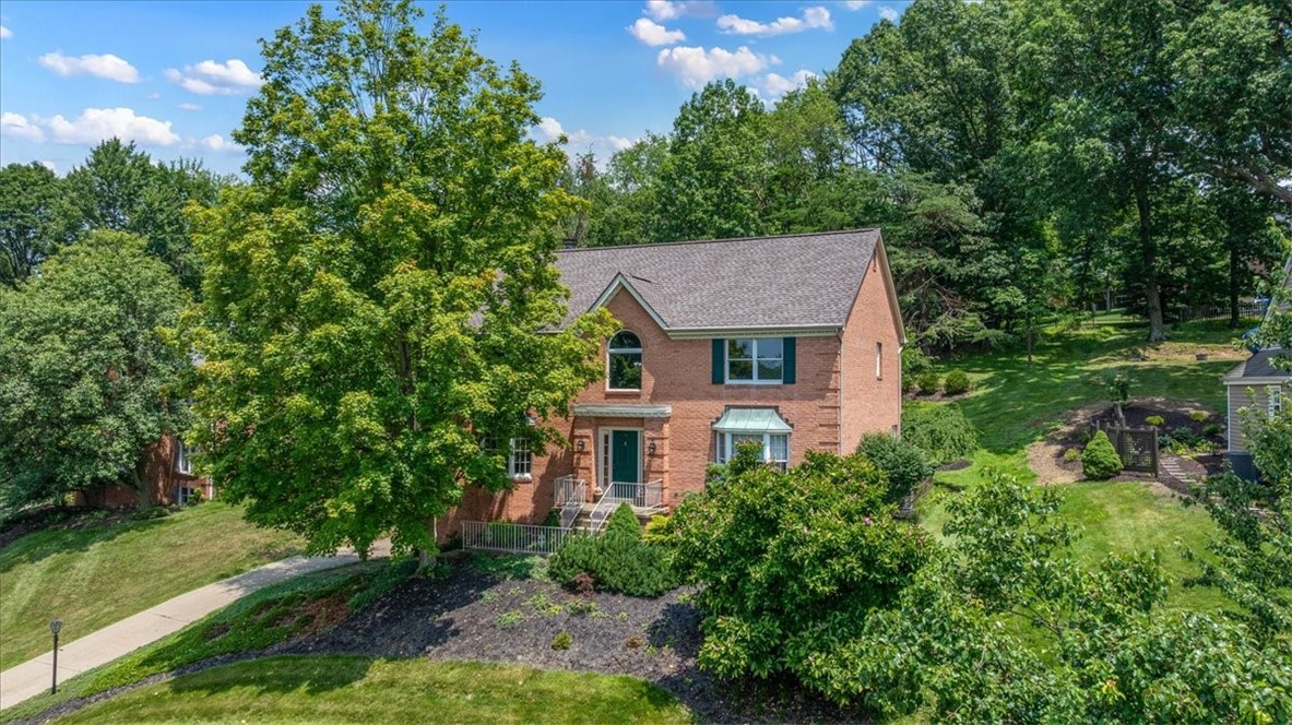 2403 Ramblewood Dr
