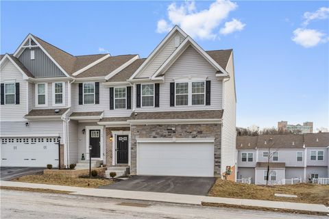 Photo of 171 Lockeed Dr, Coraopolis, PA 15108 (MLS # 1738624)