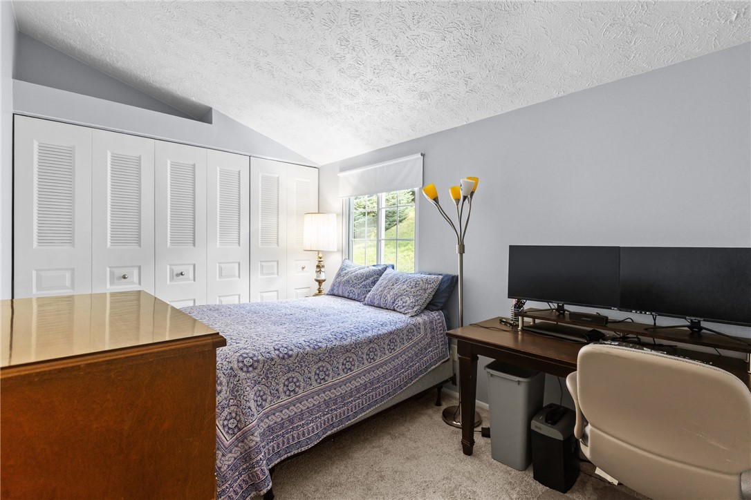 Castle Shannon, Pennsylvania 15234, United States, 2 Bedrooms Bedrooms, ,2 BathroomsBathrooms,Residential,Active,232199