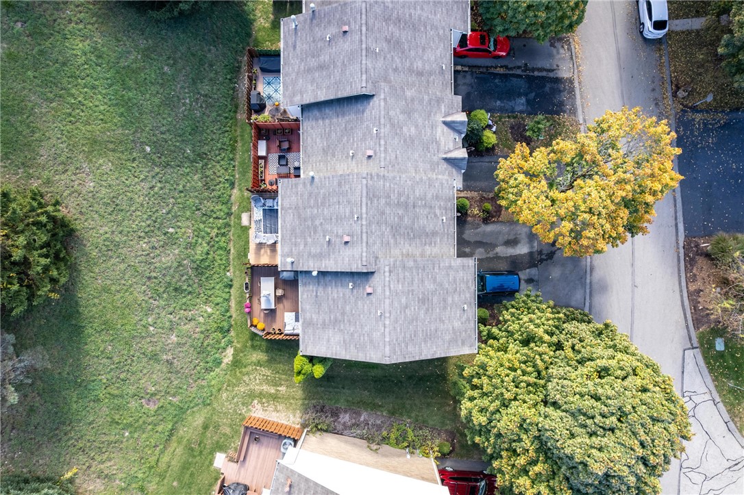 Castle Shannon, Pennsylvania 15234, United States, 2 Bedrooms Bedrooms, ,2 BathroomsBathrooms,Residential,Active,232199