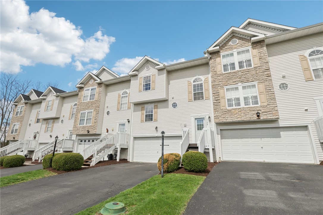1149 Arrowhead Dr.