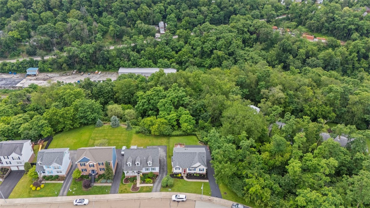196 Oakbrook Cir