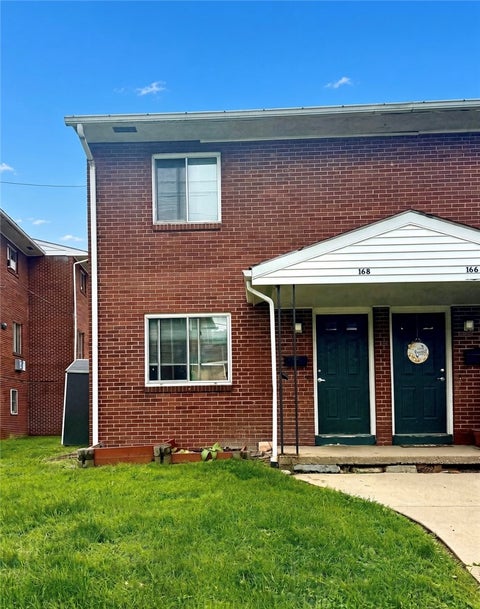 Townhouse For Sale - 168 Vincent Road St<br/> Butler County, Slippery Rock Boro, PA 16057