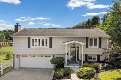 Photo of 1351 Carnahan Rd, Pittsburgh, PA 15220 (MLS # 1759649)