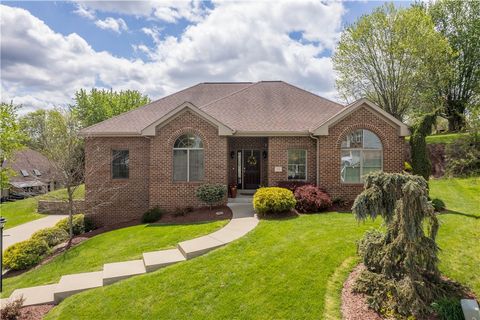 Photo of 10 Puskar Ln, Canonsburg, PA 15317 (MLS # 1749701)