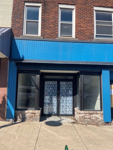 Photo of 140 N Main St #138, Butler, PA 16001 (MLS # 1747460)