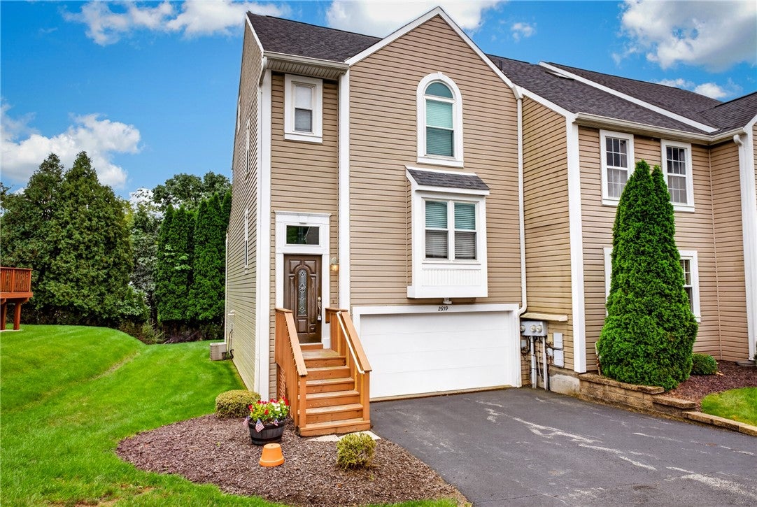 2659 Hunters Pointe Drive