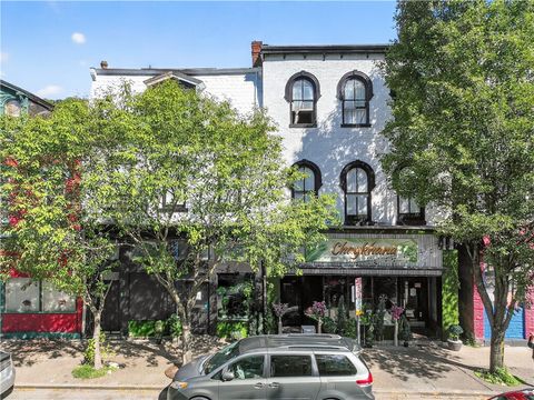 Photo of 412 S Main St, Wabash, PA 15220 (MLS # 1731972)