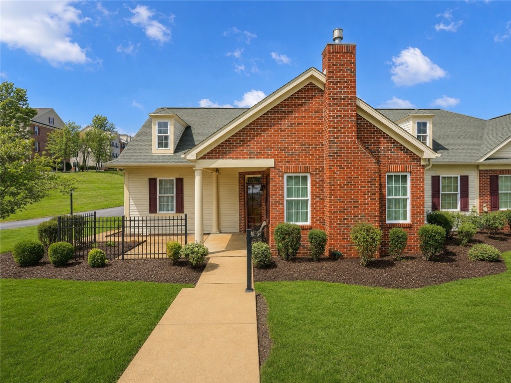 2164 Isleworth Lane