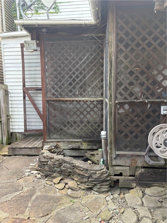 Arnold, Pennsylvania 15068, United States, 5 Bedrooms Bedrooms, ,1 BathroomBathrooms,Residential,Active,189499