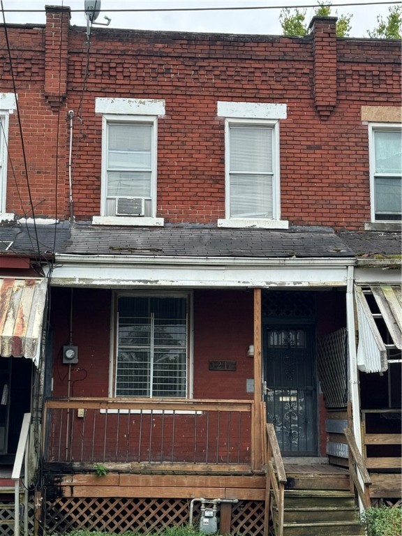 1210 Paulson Ave