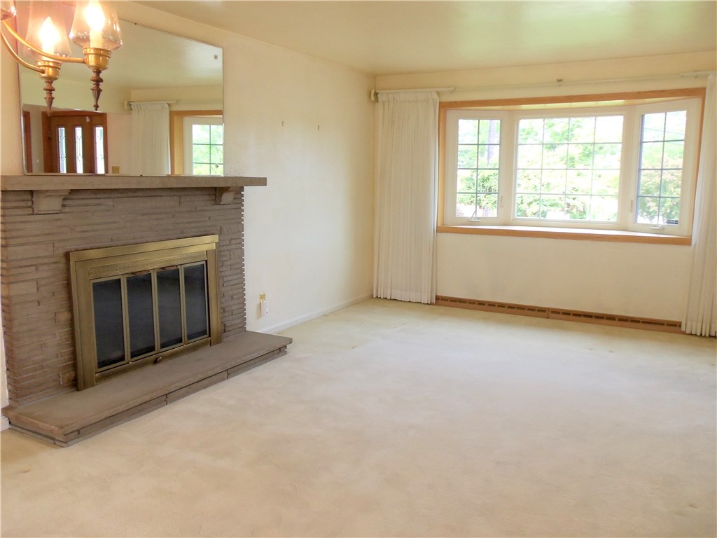 640 Longvue Drive