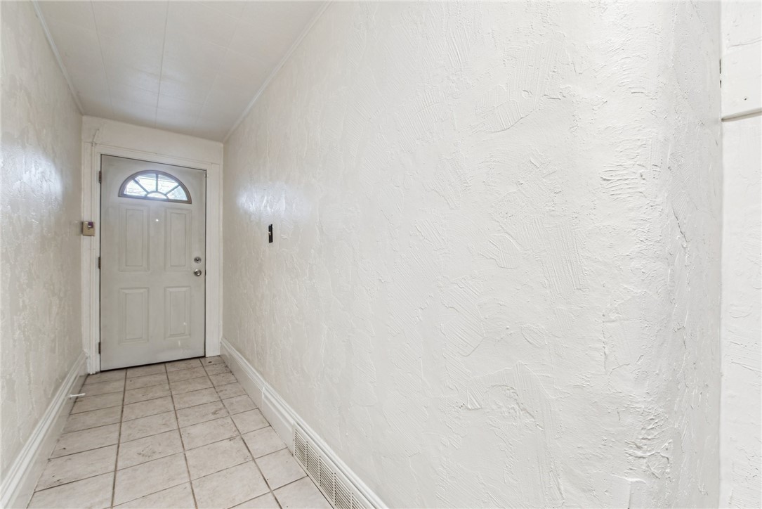 4106 Garden Way, Lawrenceville, Pennsylvania image 4