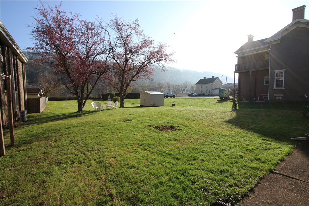 525 W Main Street St, Monongahela, Pennsylvania image 37