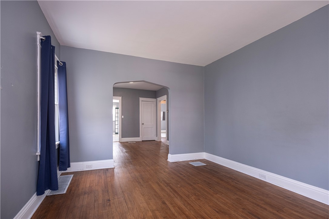 West View, Pennsylvania 15229, United States, 3 Bedrooms Bedrooms, ,2 BathroomsBathrooms,Residential,Active,190620