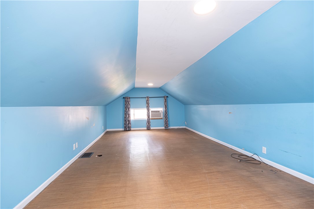 West View, Pennsylvania 15229, United States, 3 Bedrooms Bedrooms, ,2 BathroomsBathrooms,Residential,Active,190620