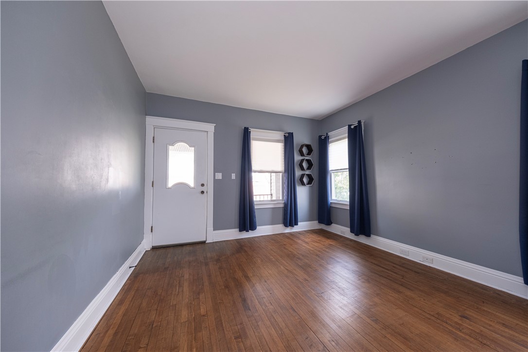 West View, Pennsylvania 15229, United States, 3 Bedrooms Bedrooms, ,2 BathroomsBathrooms,Residential,Active,190620