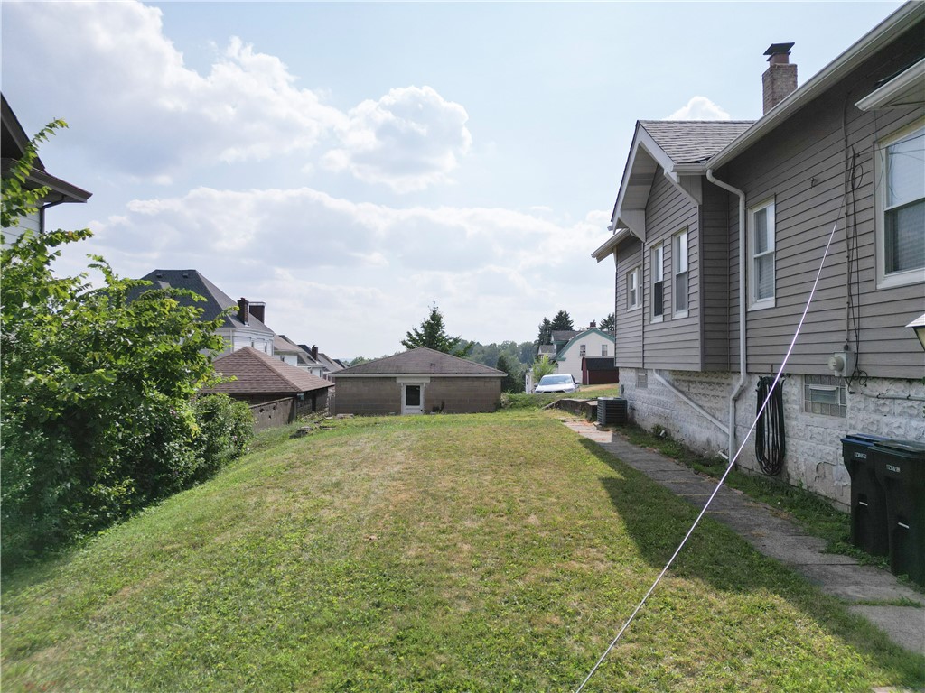 West View, Pennsylvania 15229, United States, 3 Bedrooms Bedrooms, ,2 BathroomsBathrooms,Residential,Active,190620