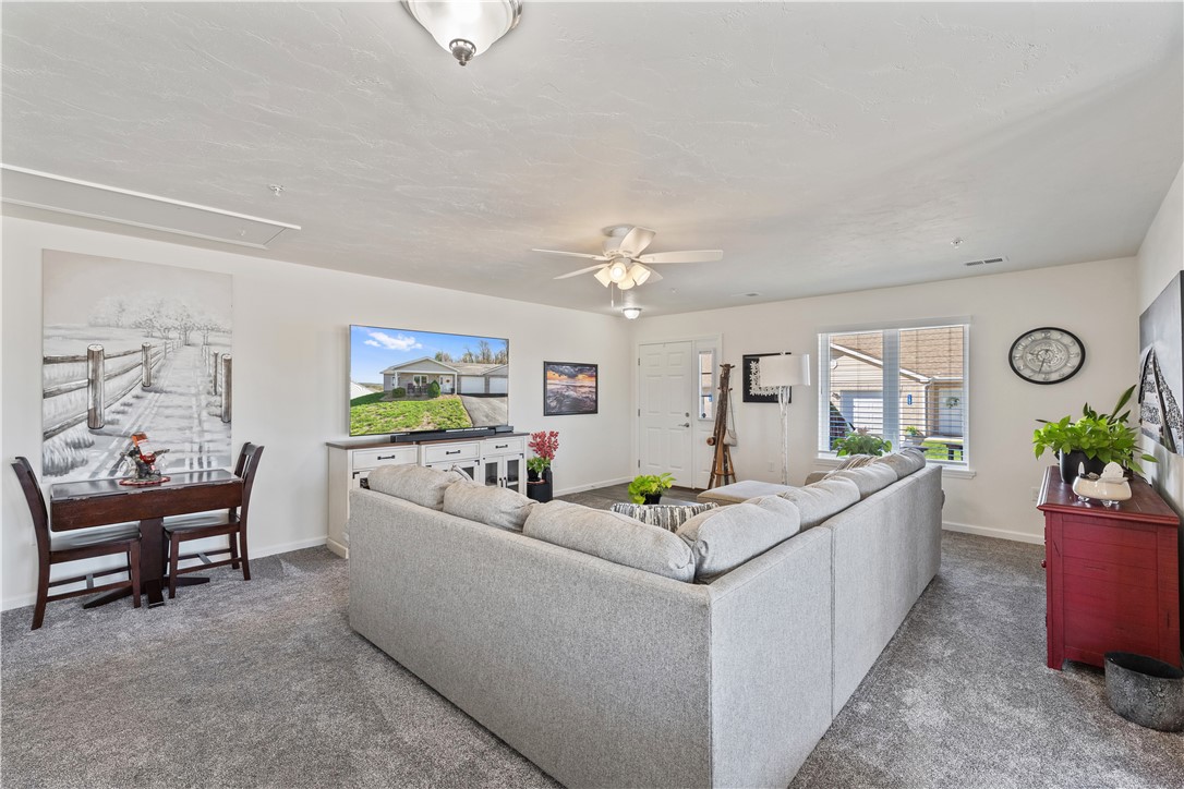 Derry Twp, Pennsylvania 15650, United States, 2 Bedrooms Bedrooms, ,2 BathroomsBathrooms,Residential,Active,28572