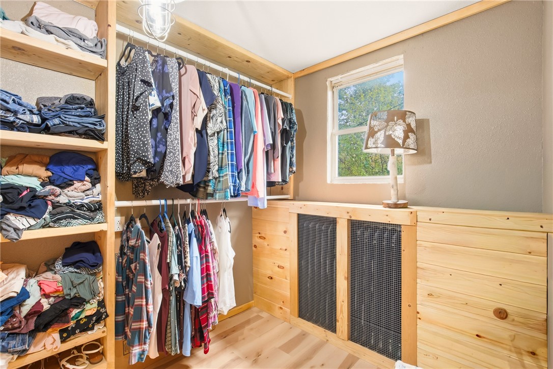 Westmont Hilltop School District, Pennsylvania 15905, United States, 4 Bedrooms Bedrooms, ,2 BathroomsBathrooms,Residential,Active,227599