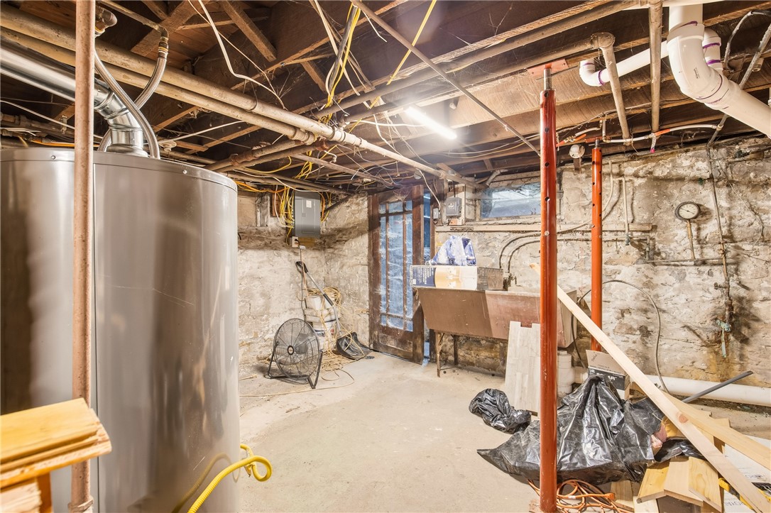 Westmont Hilltop School District, Pennsylvania 15905, United States, 4 Bedrooms Bedrooms, ,2 BathroomsBathrooms,Residential,Active,227599