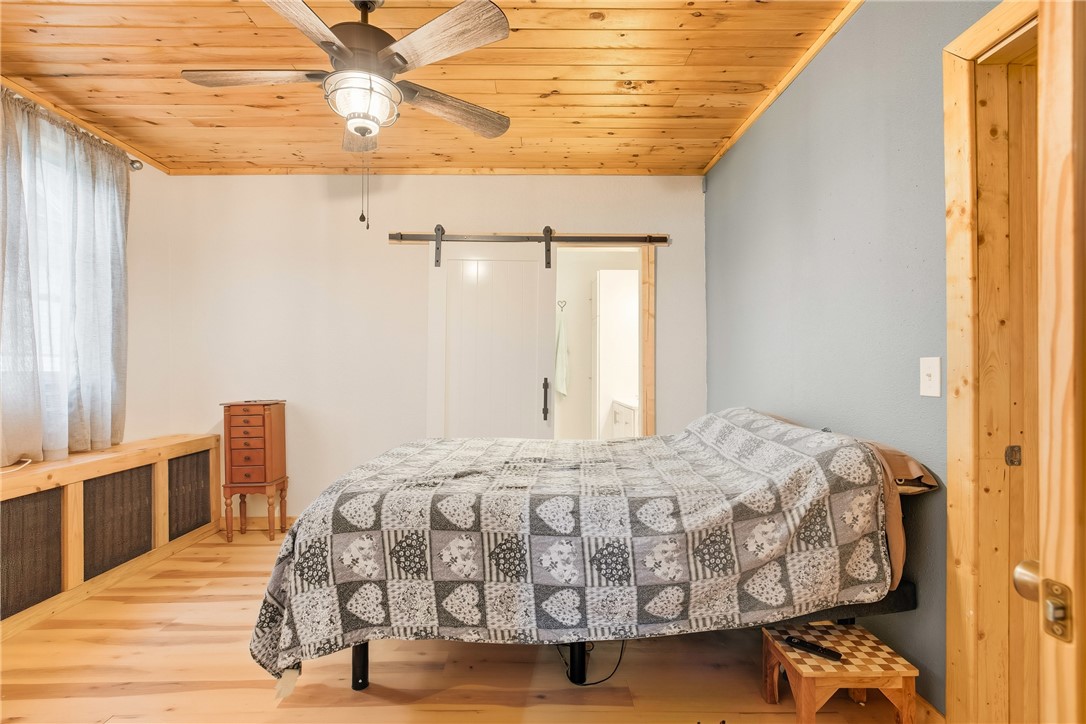 Westmont Hilltop School District, Pennsylvania 15905, United States, 4 Bedrooms Bedrooms, ,2 BathroomsBathrooms,Residential,Active,227599