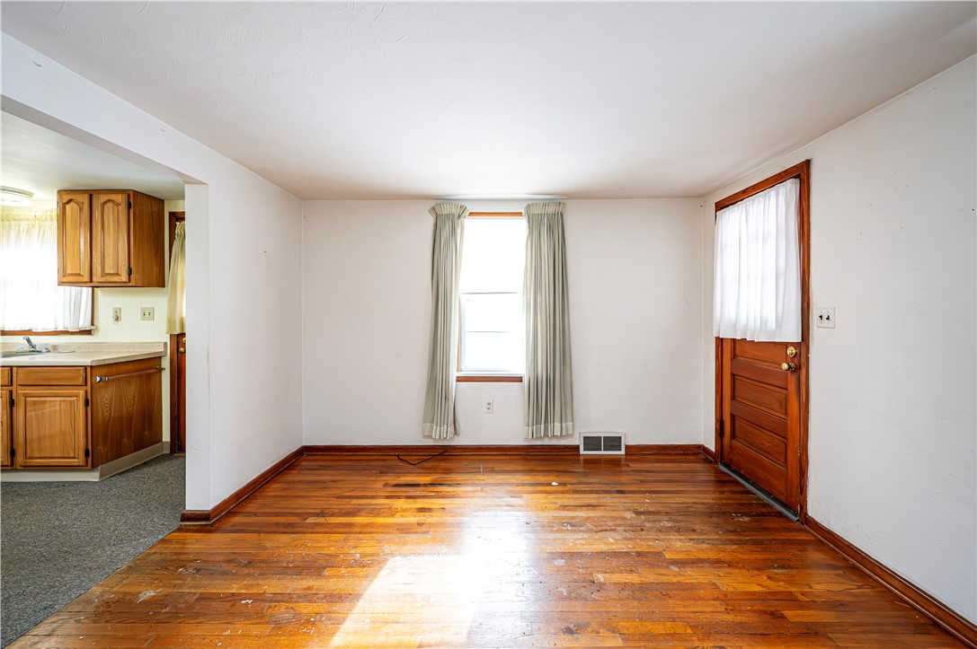 Hempfield Twp - Wml, Pennsylvania 15601, United States, ,Residential,Contingent,14387