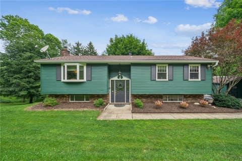 Photo for 218 4th Street Ext