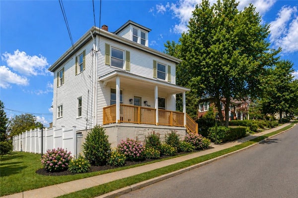 435 STECK ST, GREENSBURG, PA 15601 - Image 4e80349bd22c207f7e372675dc8d236c/3750564766