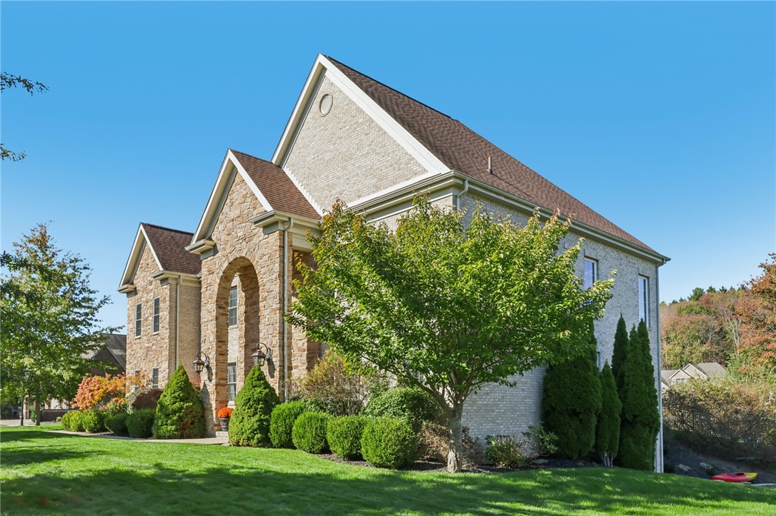 201 Emerson Pines Dr