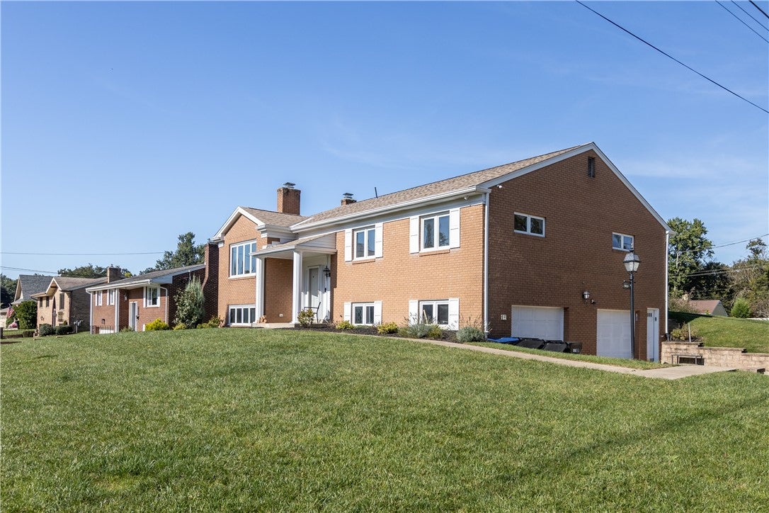 9659 Shirley Dr