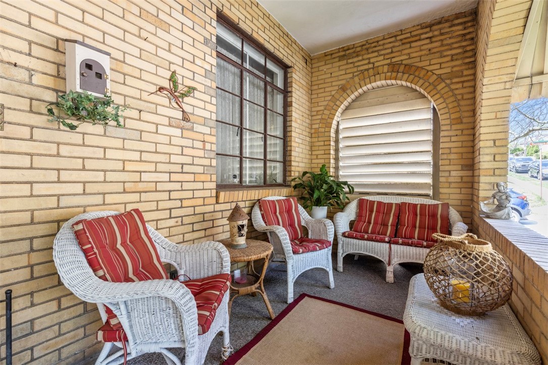 Mt Lebanon, Pennsylvania 15228, United States, 5 Bedrooms Bedrooms, ,2 BathroomsBathrooms,Residential,Active,177439